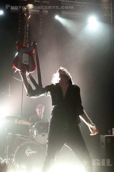 GALLON DRUNK - 2014-04-12 - PARIS - Petit Bain - James Johnston - Leo Kurunis